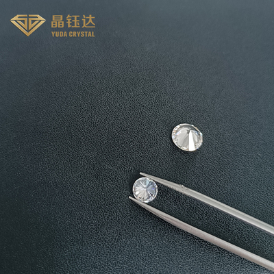 Langdurige en door de mens gemaakte diamanten met koolstofcomponent