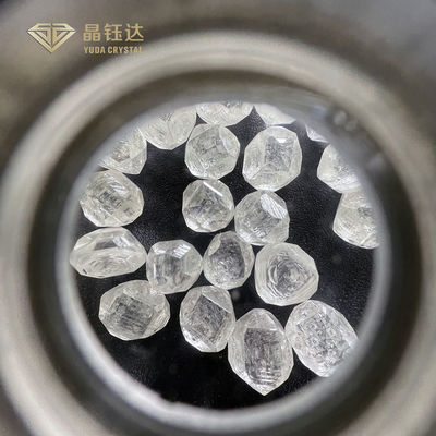 Laboratorium gebaseerde diamanten HPHT Laboratorium gegroeide diamanten Witte synthetische ruwe diamant