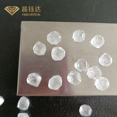 Hoge kwaliteit HPHT ruwe onbesneden diamant met doorzichtige transparantie